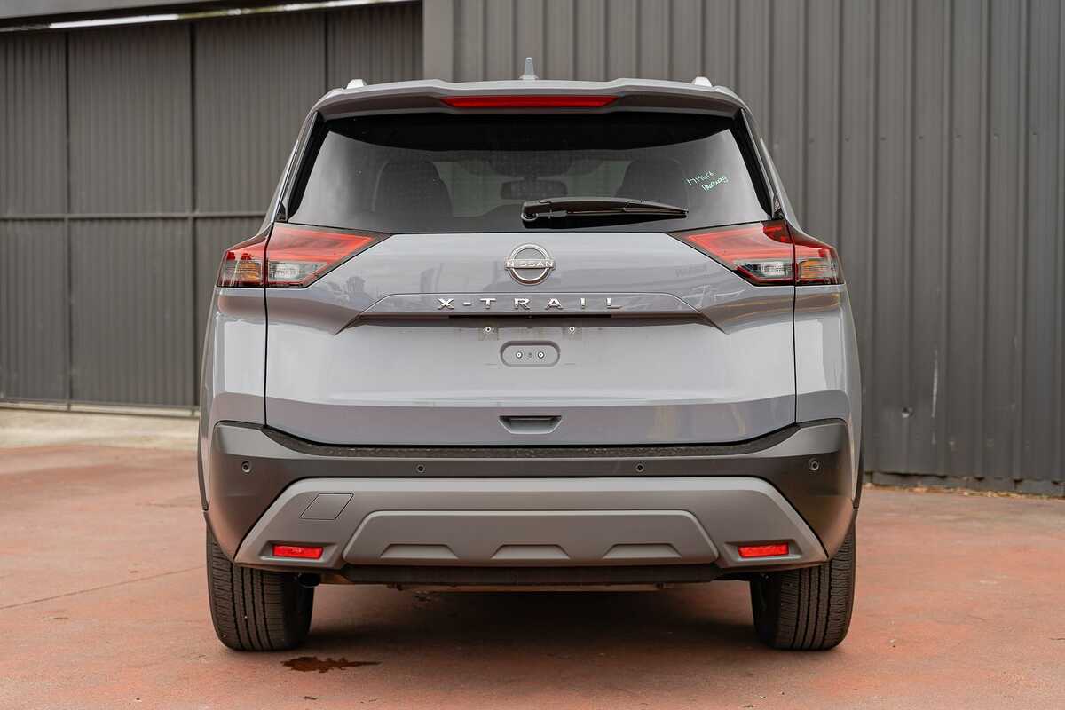 2022 Nissan X-TRAIL ST-L T33