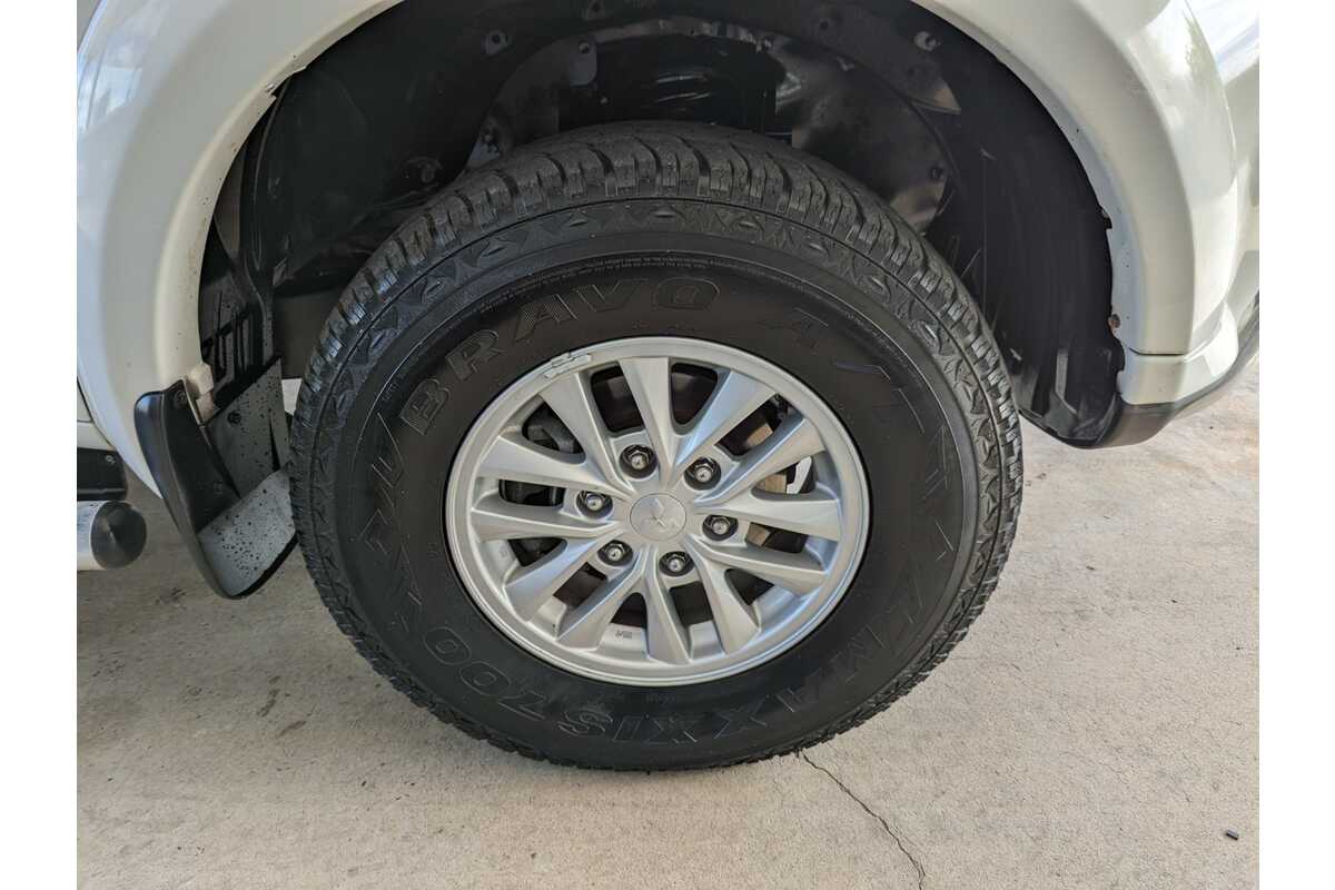2014 Mitsubishi Challenger PC4WD PC2M45