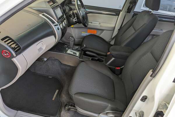 2014 Mitsubishi Challenger PC4WD PC2M45