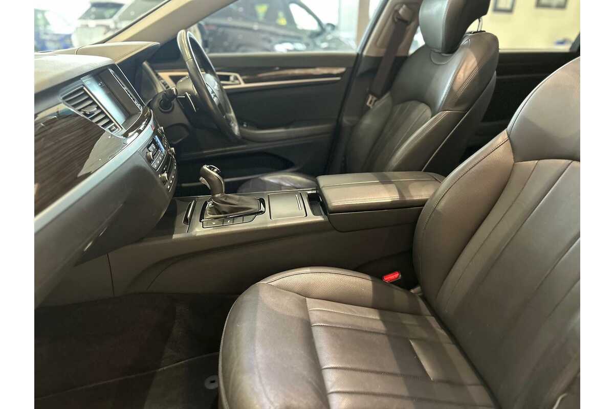 2016 Hyundai Genesis  DH