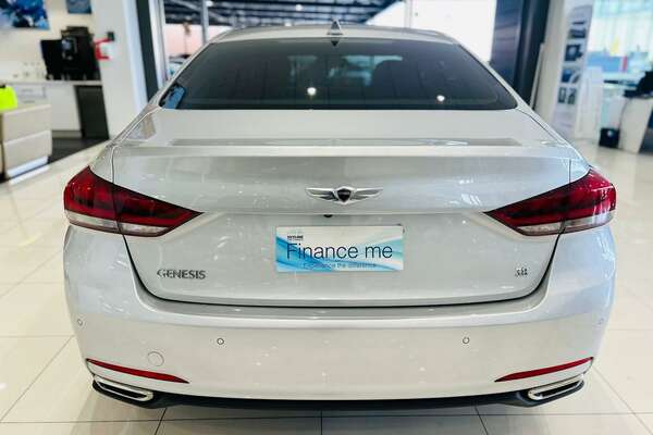 2016 Hyundai Genesis  DH
