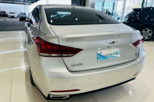 2016 Hyundai Genesis  DH