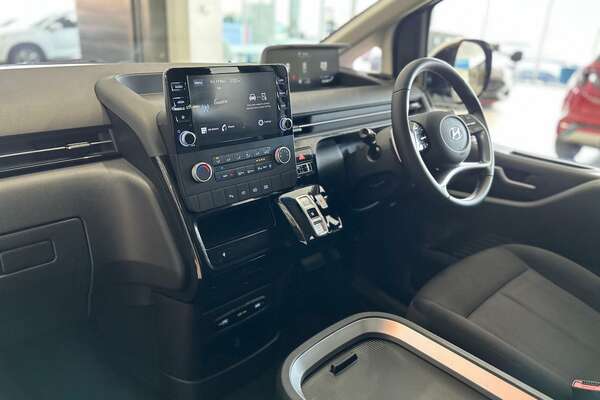 2022 Hyundai STARIA  US4.V2