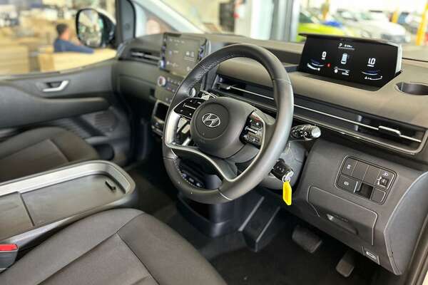 2022 Hyundai STARIA  US4.V2