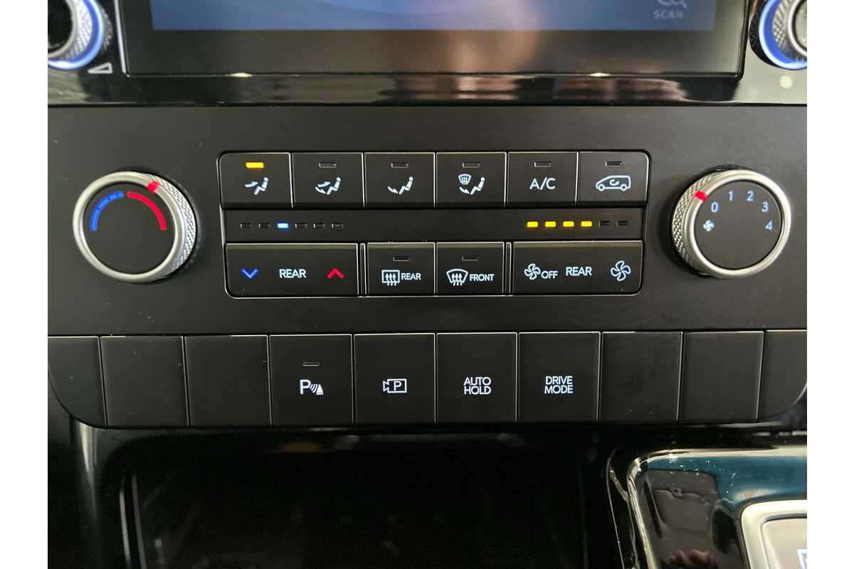 2022 Hyundai STARIA  US4.V2