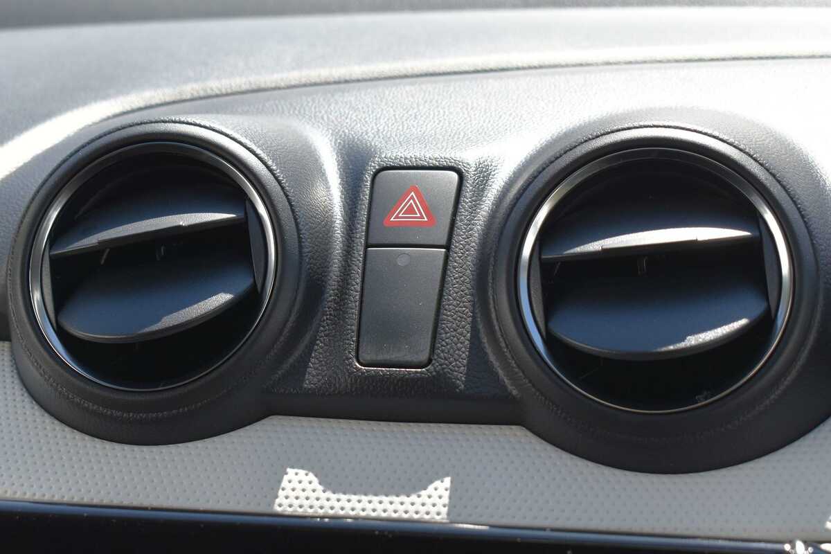 2023 Suzuki Swift GL AZ Series II