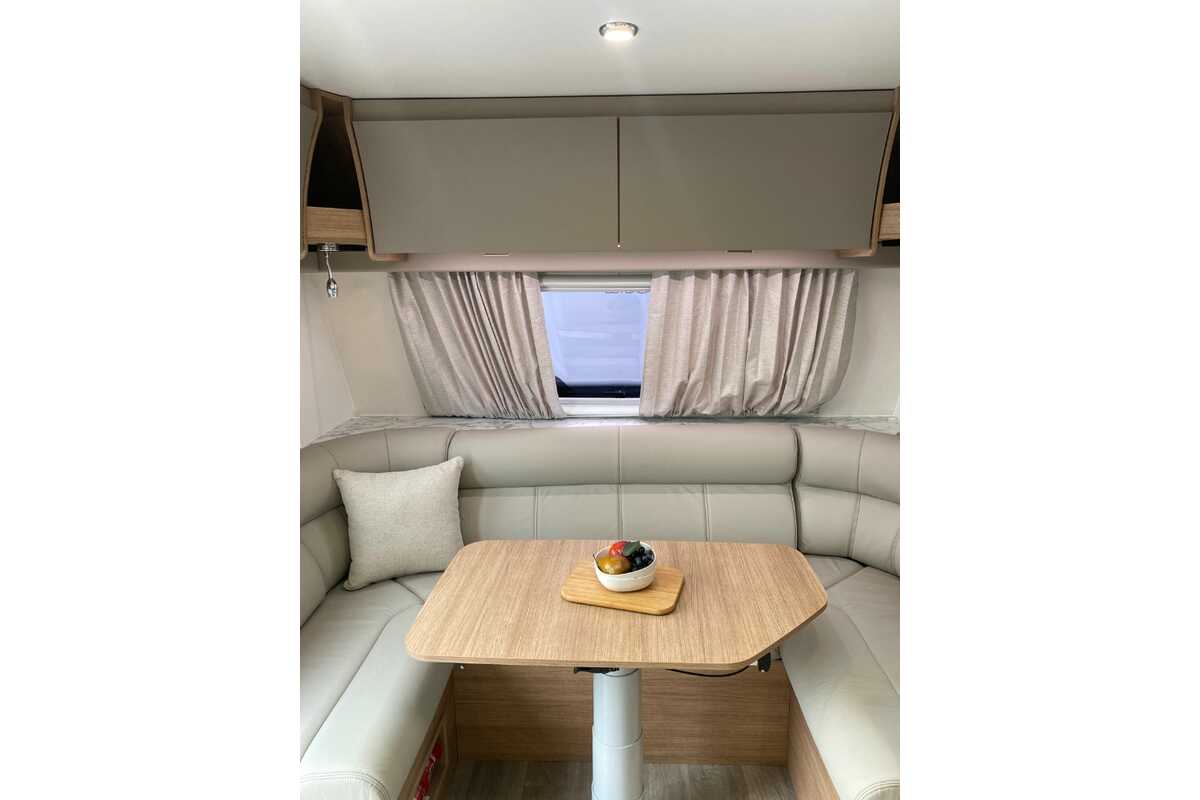 2023 Jayco SILVERLINE CARAVAN 21.65-3.SL-MY23