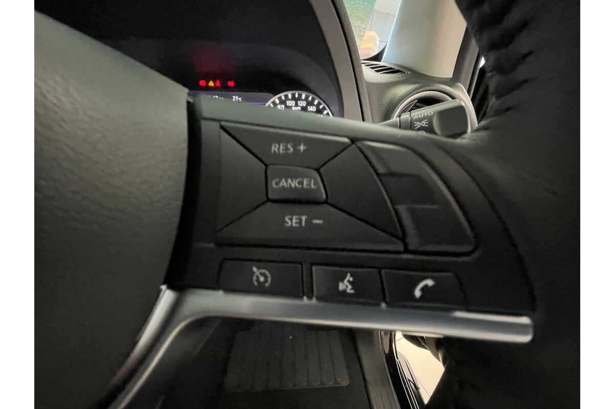 2023 Nissan Navara ST D23