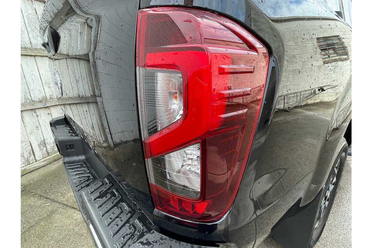 2023 Nissan Navara ST-X D23