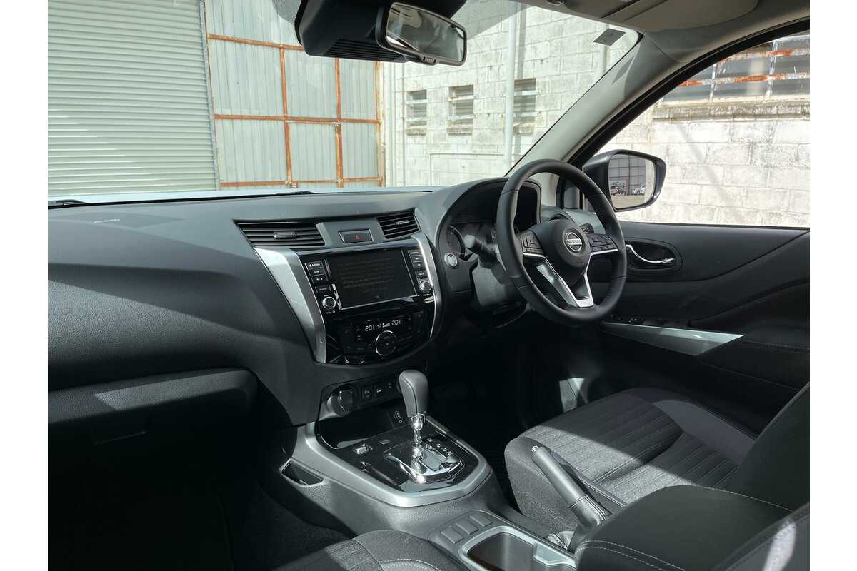 2023 Nissan Navara ST-X D23