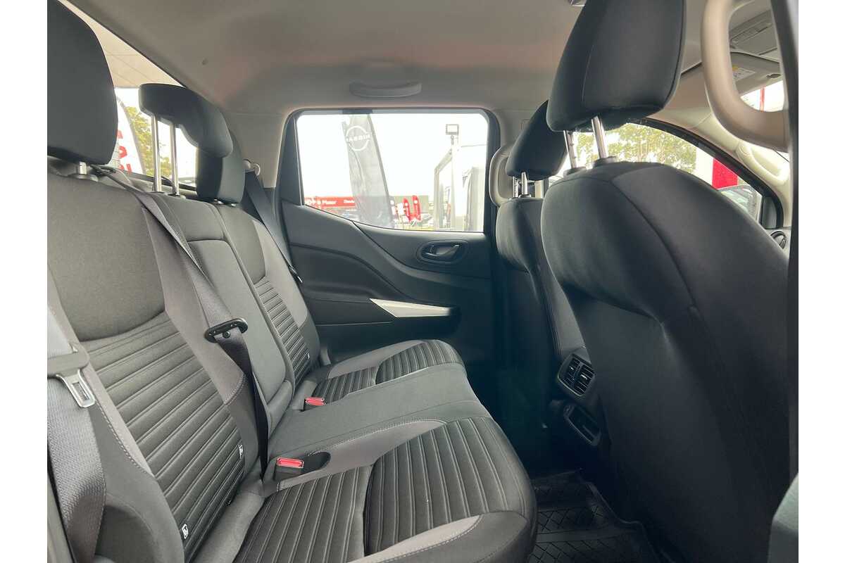2023 Nissan Navara SL Warrior D23