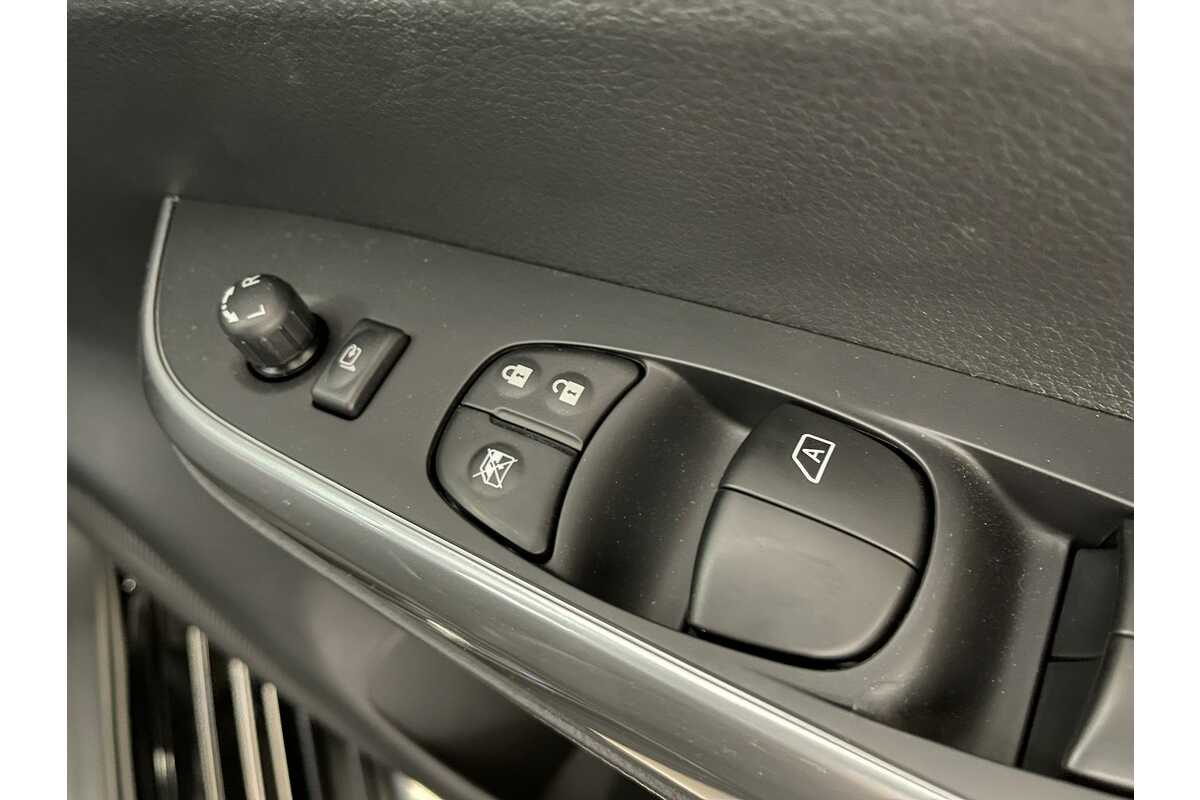 2023 Nissan Navara ST D23