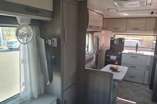 2021 Jayco SILVERLINE CARAVAN 21.65-4.OB.SL-MY21