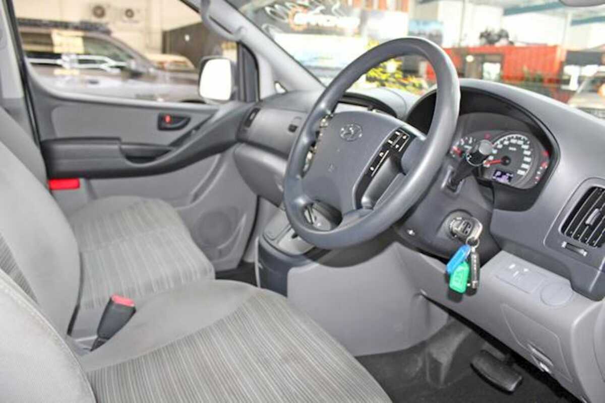 2018 Hyundai iLoad  TQ4