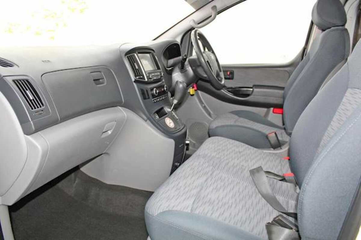 2017 Hyundai iLoad  TQ3-V Series II