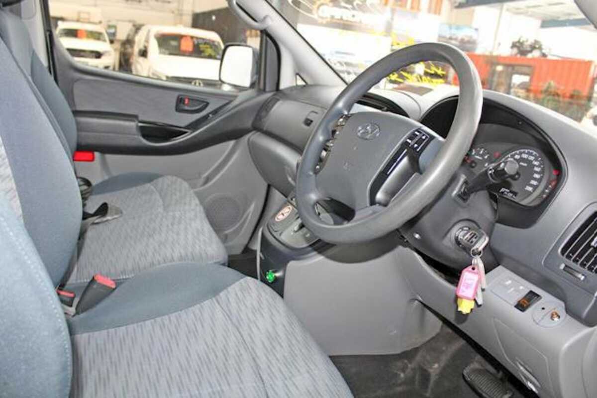 2017 Hyundai iLoad  TQ3-V Series II