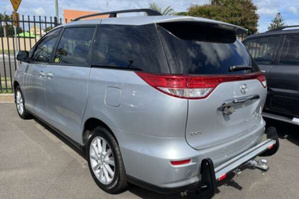 2013 Toyota Tarago GLX ACR50R