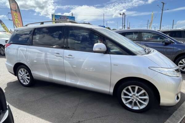 2013 Toyota Tarago GLX ACR50R