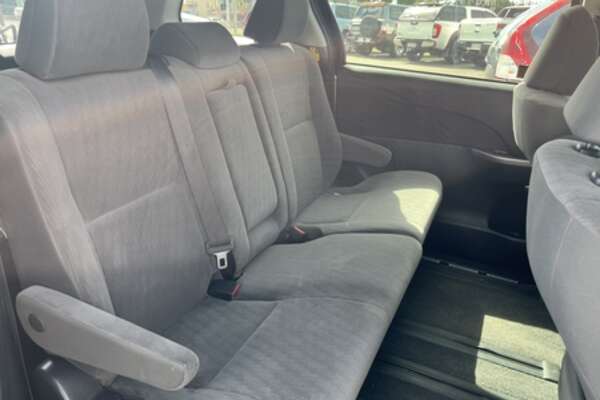 2013 Toyota Tarago GLX ACR50R