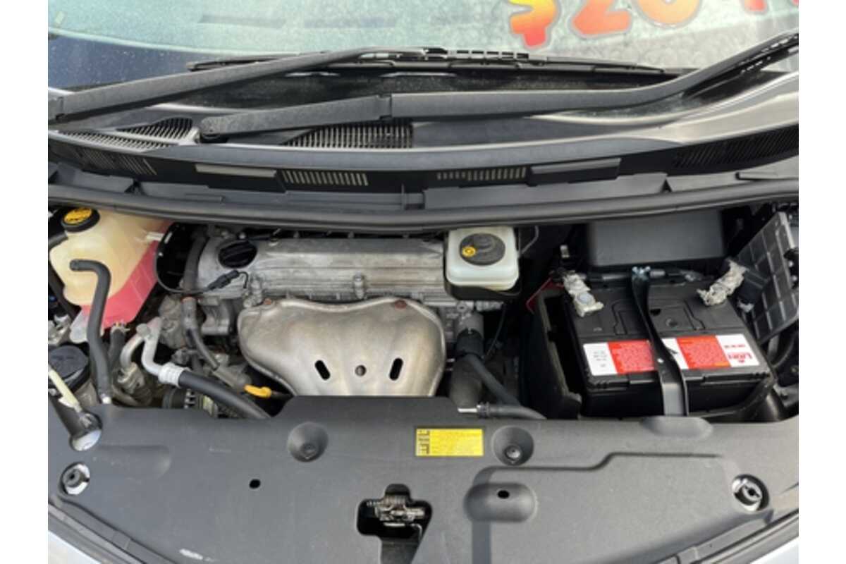 2013 Toyota Tarago GLX ACR50R