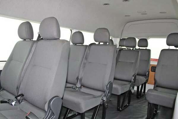2018 Toyota HIACE COMMUTER KDH223R