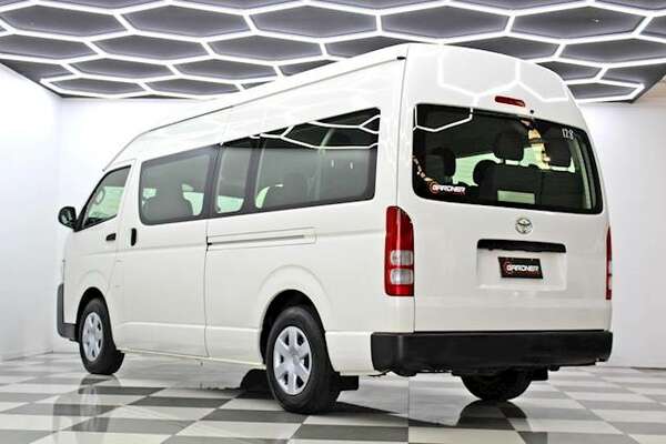 2018 Toyota HIACE COMMUTER KDH223R