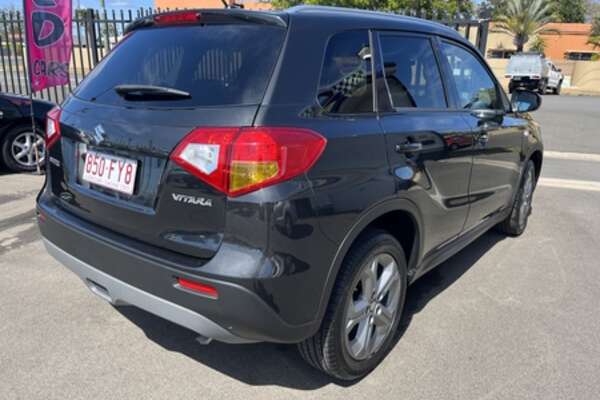 2016 Suzuki Vitara GLX LY