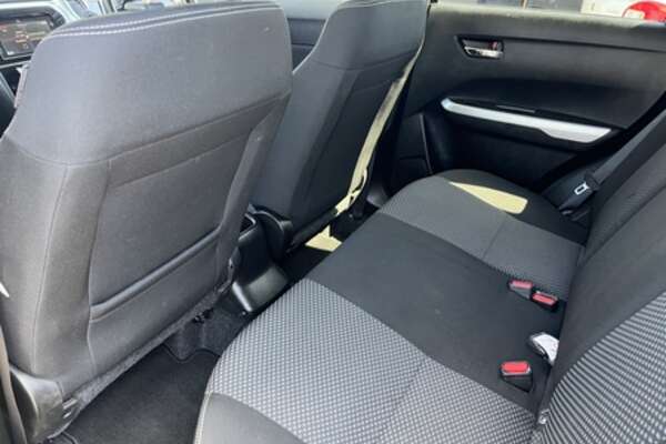 2016 Suzuki Vitara GLX LY