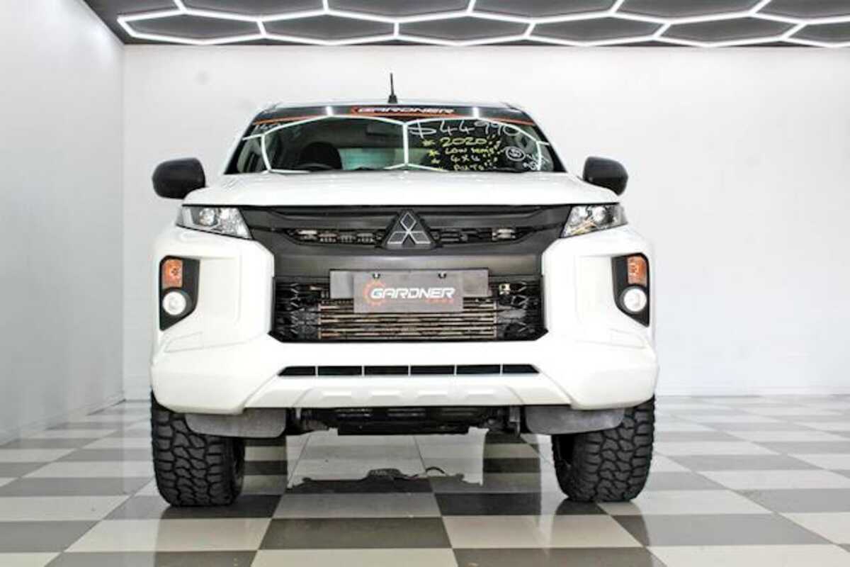 2020 Mitsubishi Triton GLX MR