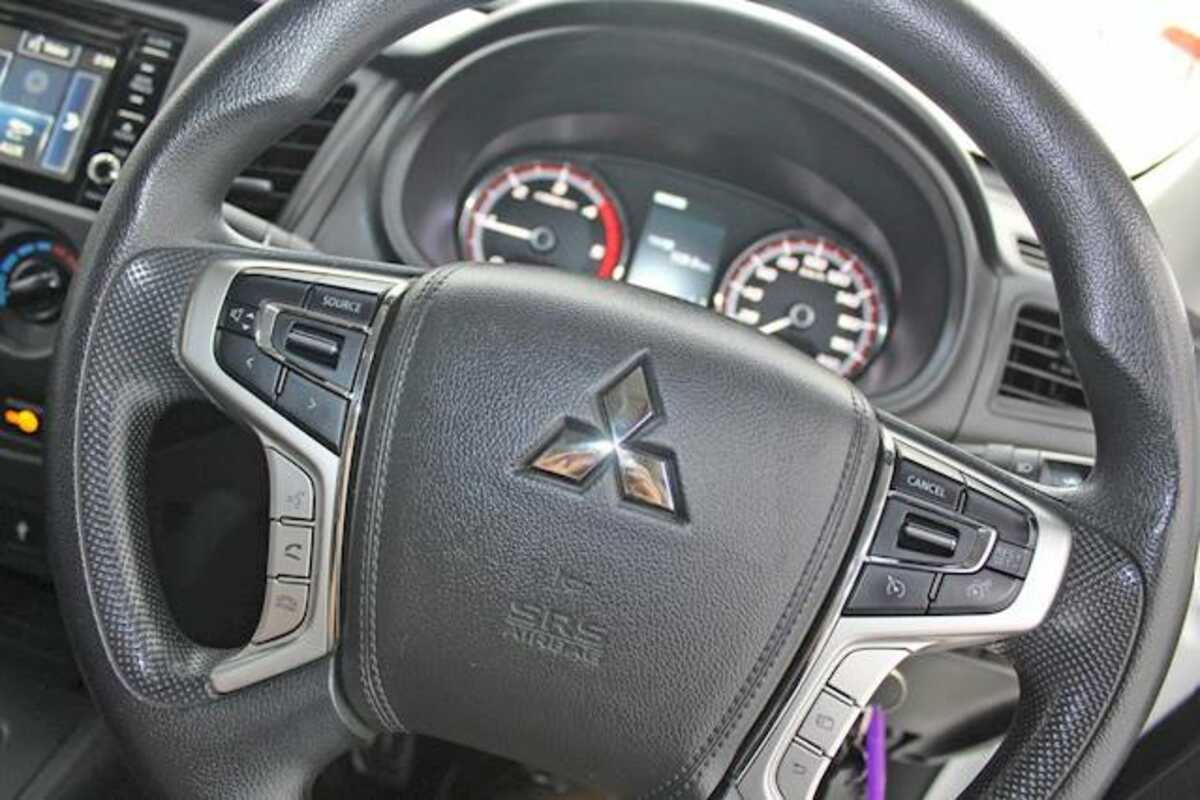 2020 Mitsubishi Triton GLX MR