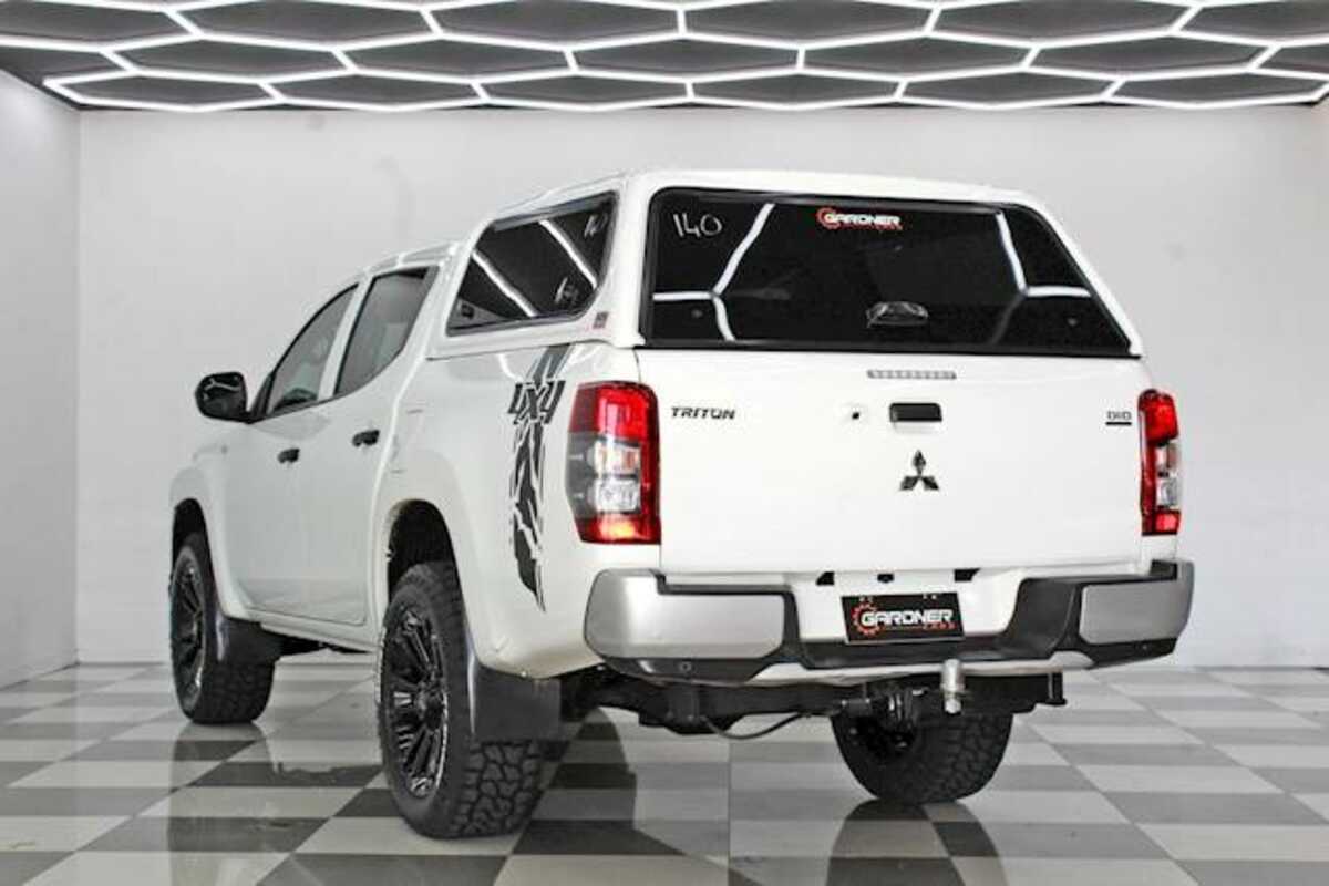2020 Mitsubishi Triton GLX MR