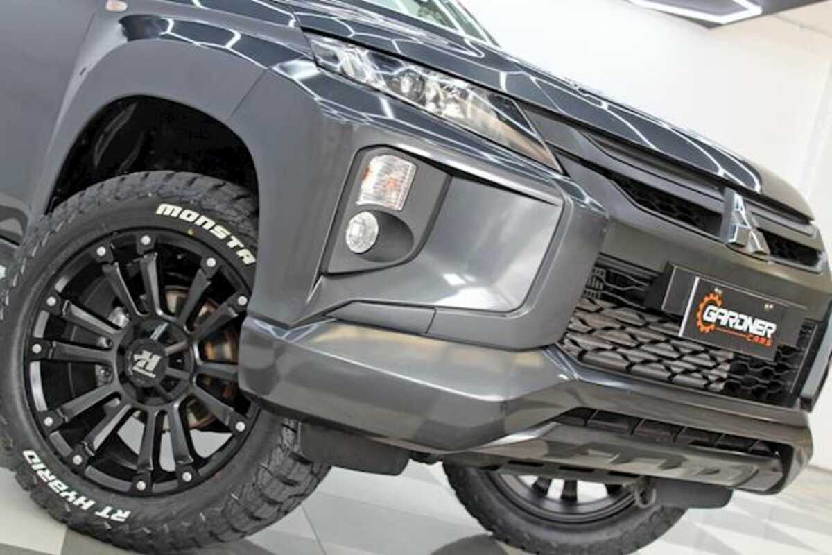 2019 Mitsubishi Triton GLX MR