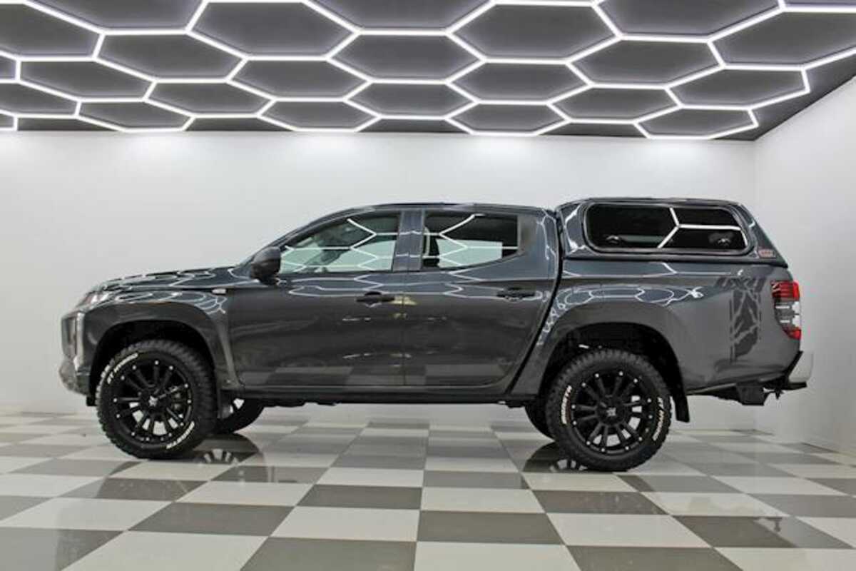 2019 Mitsubishi Triton GLX MR