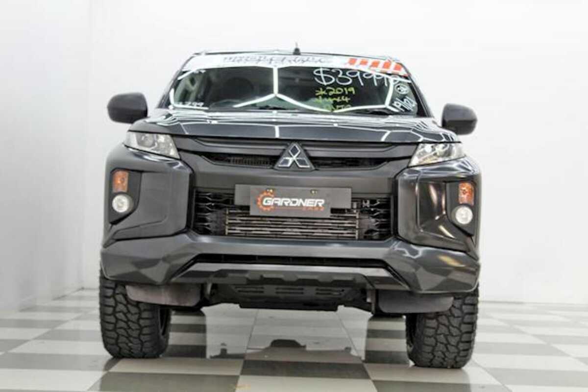2019 Mitsubishi Triton GLX MR