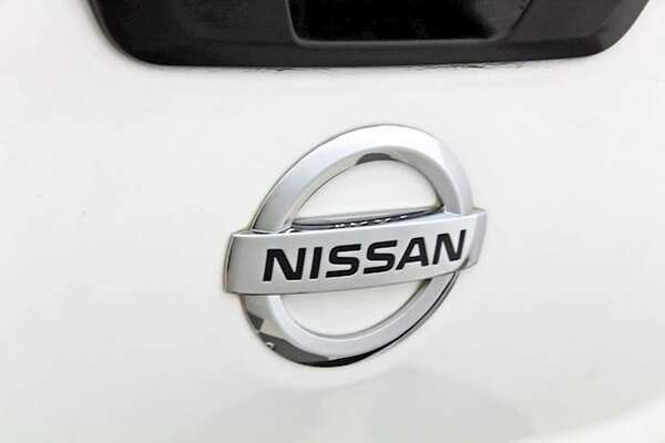 2019 Nissan Navara RX D23 Series 4