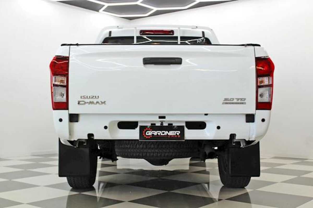 2016 Isuzu D-MAX SX High Ride Rear Wheel Drive