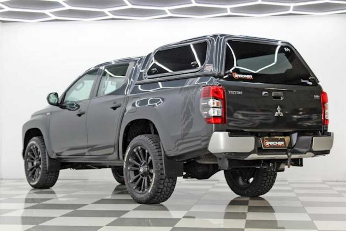 2019 Mitsubishi Triton GLX MR