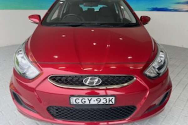 2018 Hyundai Accent Sport Hatch RB6