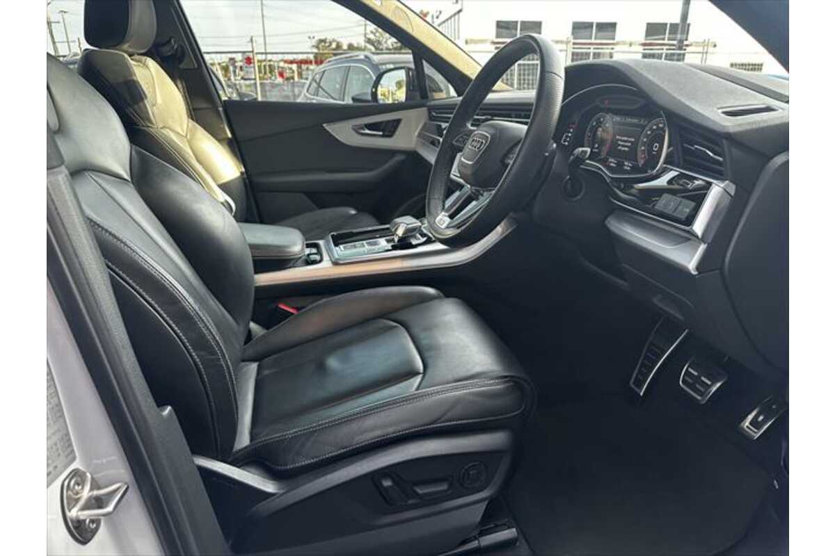 2020 Audi Q7 50 TDI S line 4M