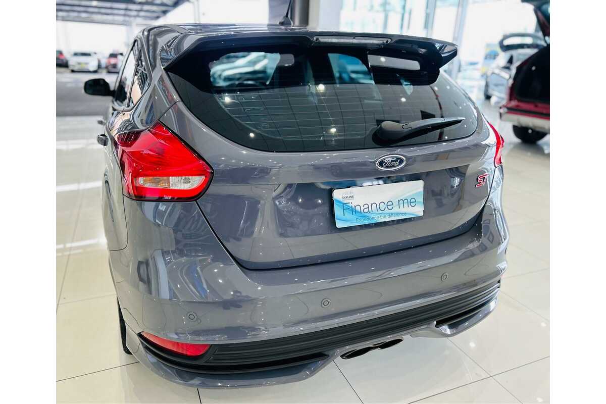 2017 Ford Focus ST LZ