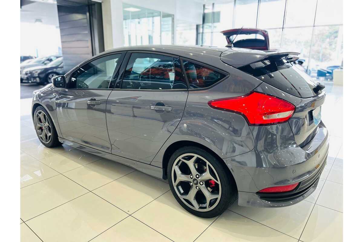 2017 Ford Focus ST LZ