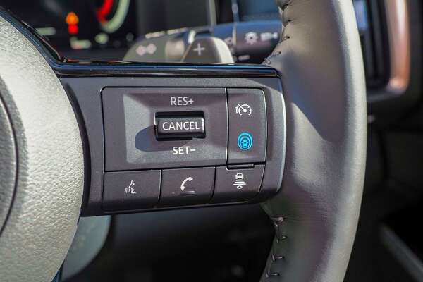 2023 Nissan Pathfinder Ti-L R53