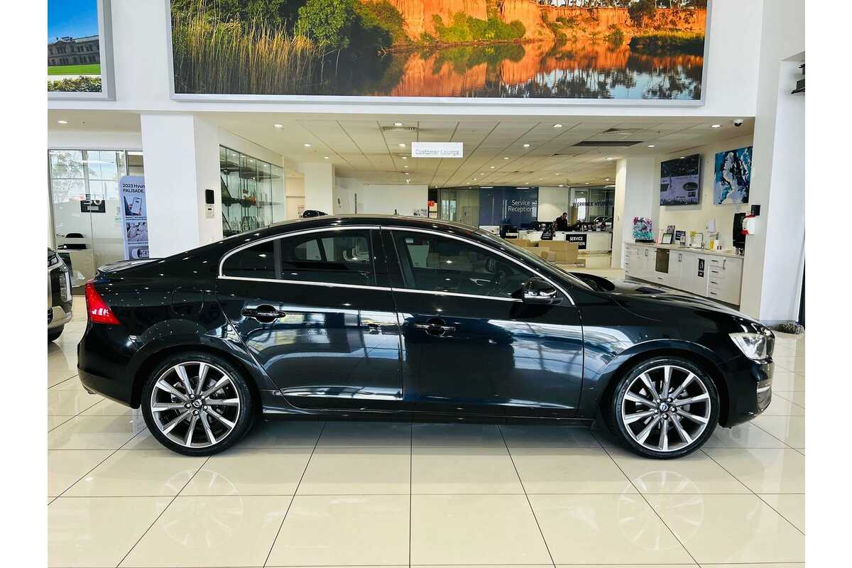 2014 Volvo S60 T4 Sprint Edition