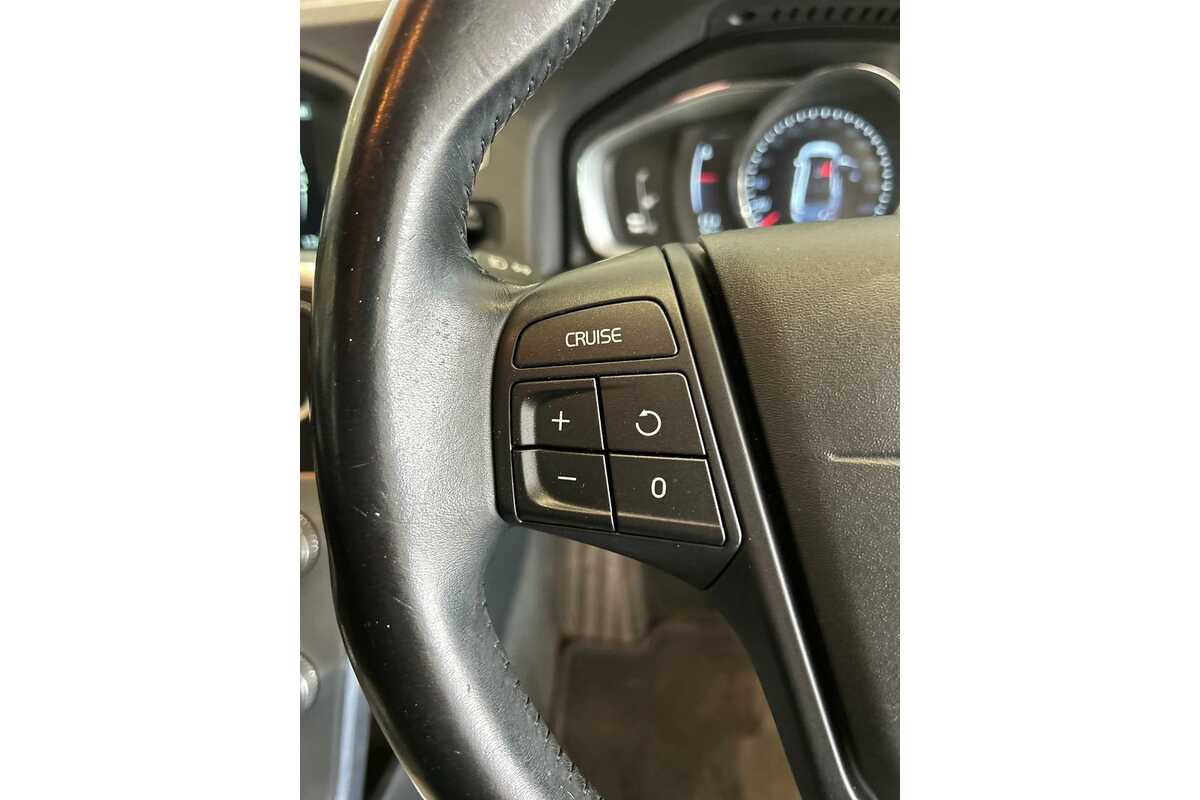 2014 Volvo S60 T4 Sprint Edition