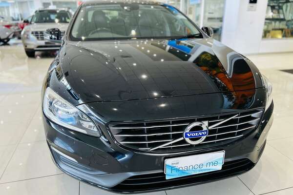 2014 Volvo S60 T4 Sprint Edition