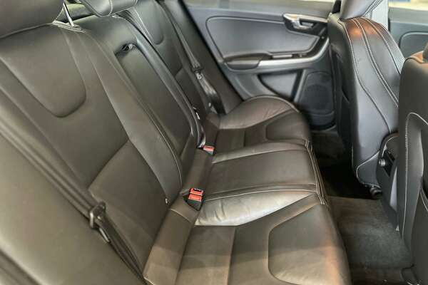 2014 Volvo S60 T4 Sprint Edition