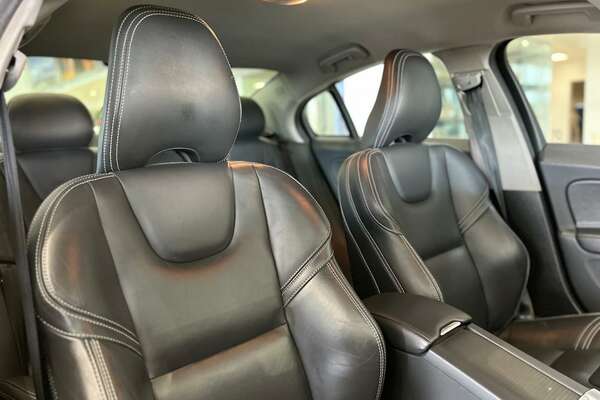 2014 Volvo S60 T4 Sprint Edition