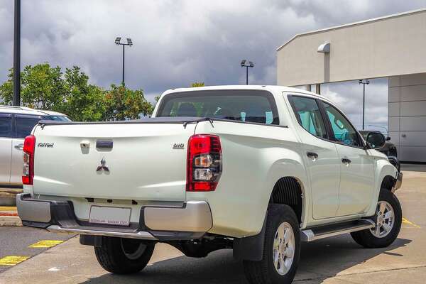 2019 Mitsubishi Triton GLX+ MR