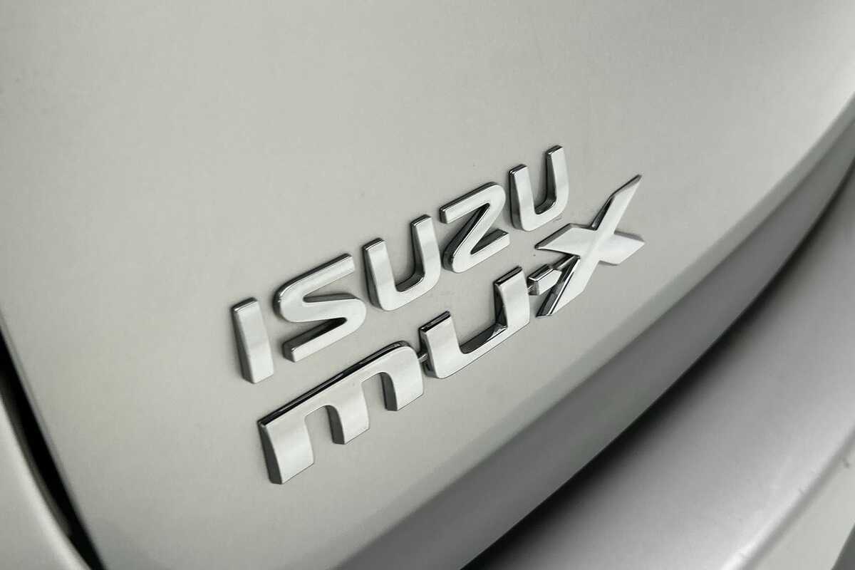 2019 Isuzu MU-X LS-T