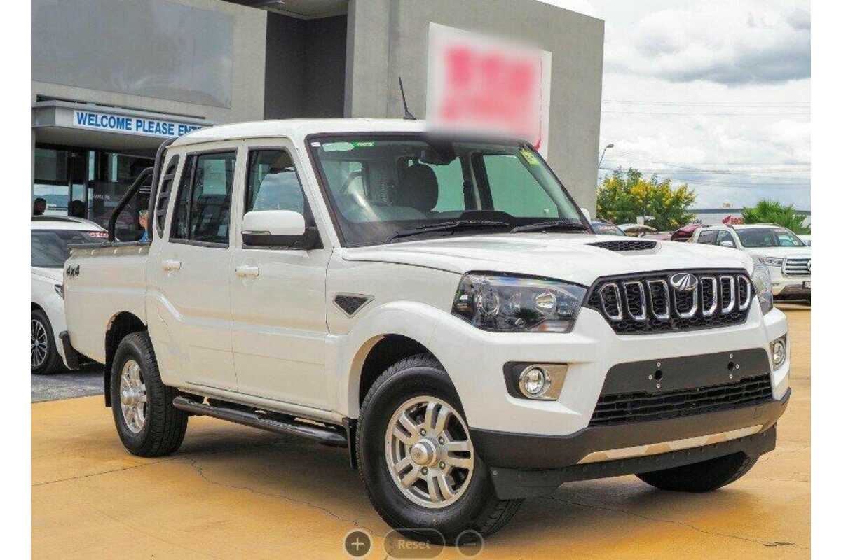 2022 Mahindra PIK-UP S11
